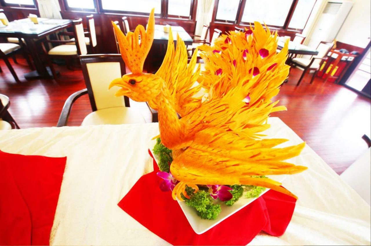 Halong Sapphire Cruise Hotel Nan Giang Екстериор снимка